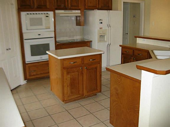 2nd image of 1020 Janus Dr
