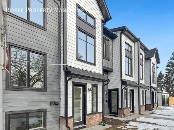 3415 85th St NW, Calgary, AB