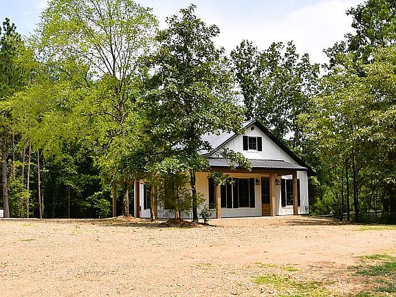 Room to park boat and UTV's