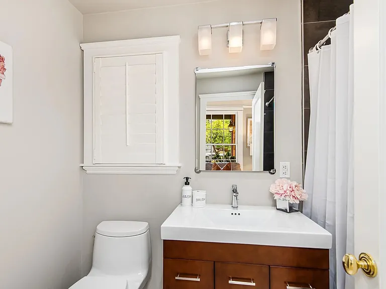 624 Harvard Ave — Photo 8