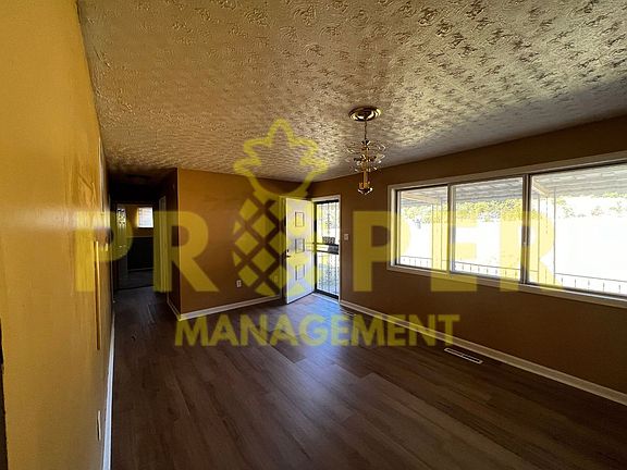 2nd image of 3964 Nicholas Rd