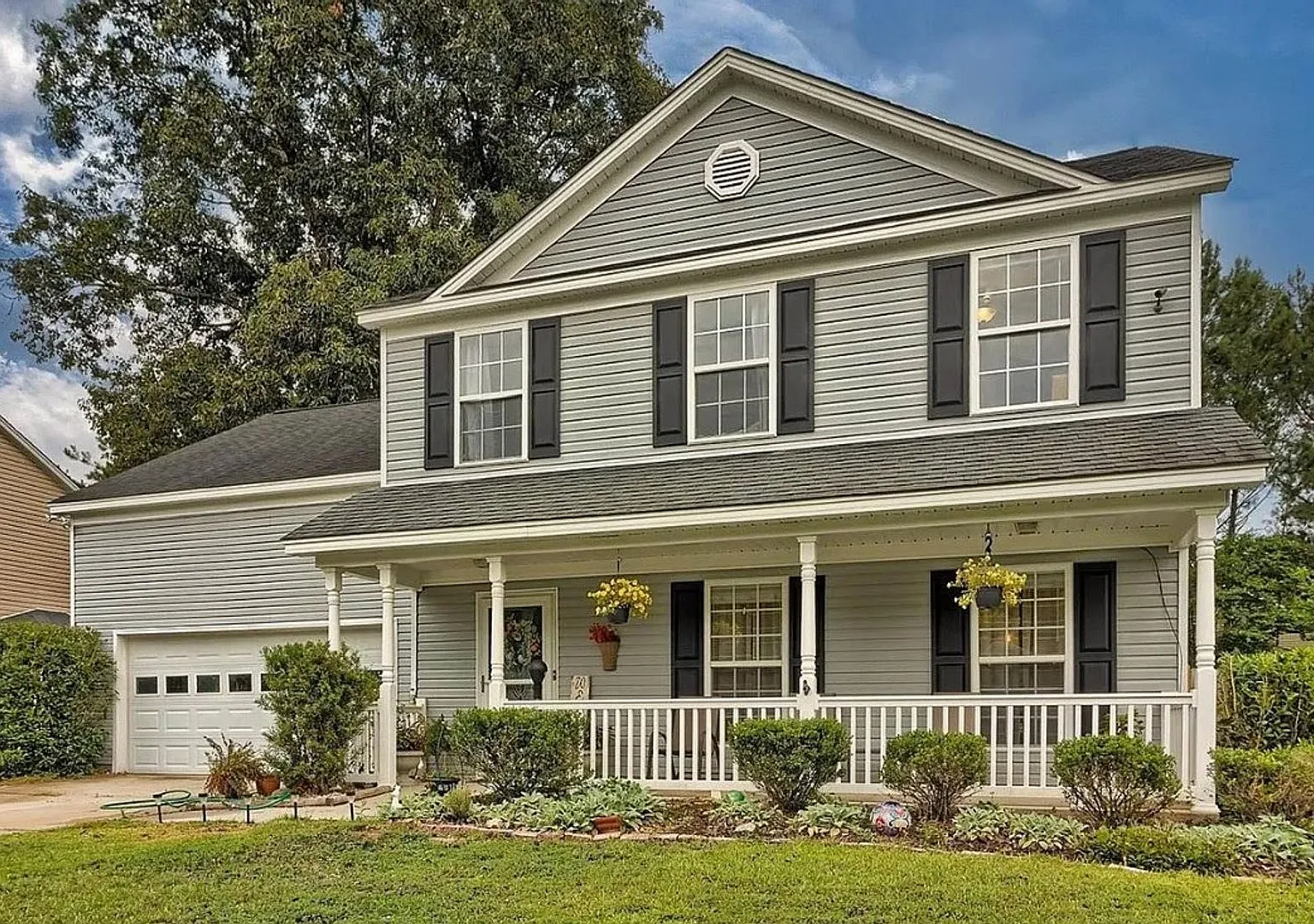 189 Hester Woods Dr — Photo 2