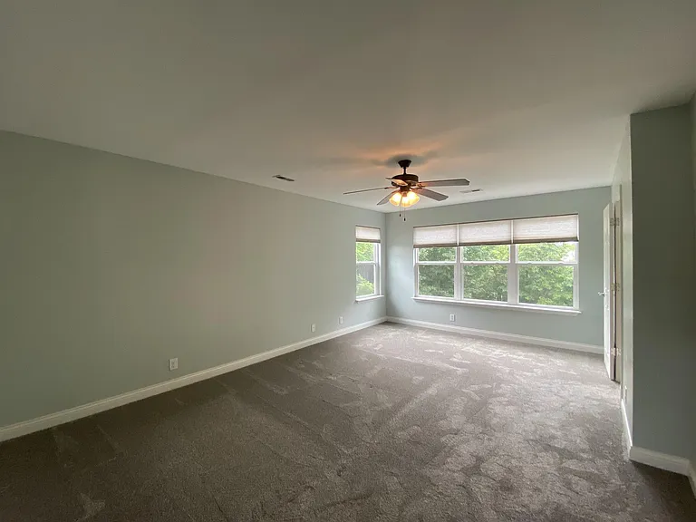 355 Vineland Place Dr — Photo 13