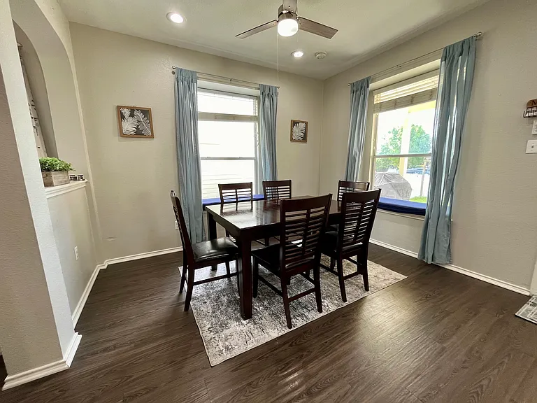 313 Lava Bed Dr — Photo 9