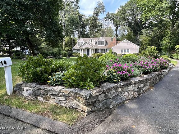 3rd image of 114 Blueberry Dr