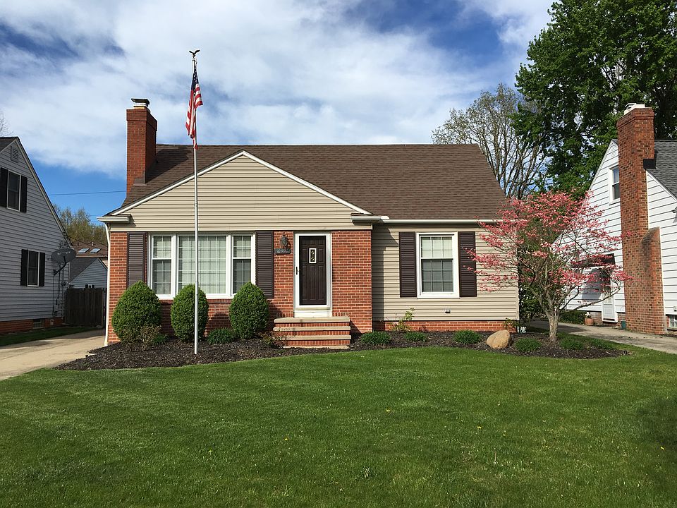 1st image of 16396 Parklawn Ave
