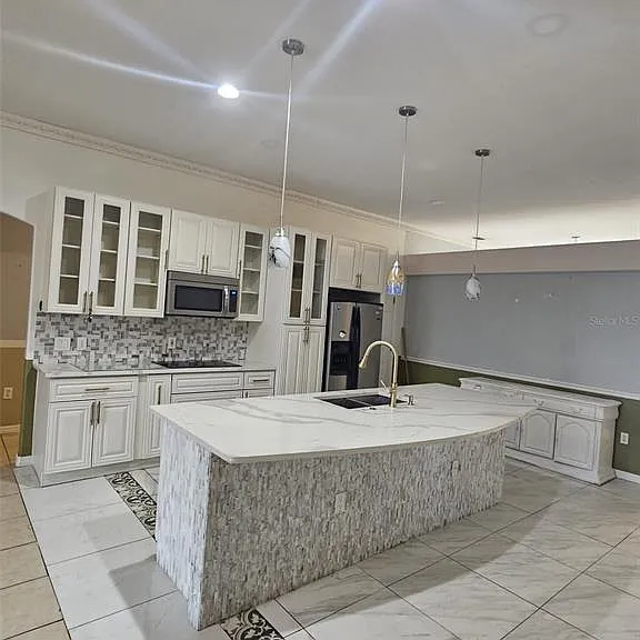 807 Massy Ct — Photo 3