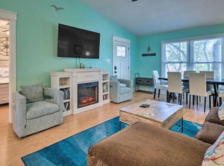 131 NE 12th St, Oak Island, NC 28465