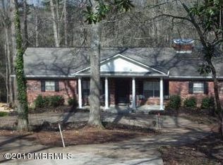 6033 Oak St, Meridian, MS 39305