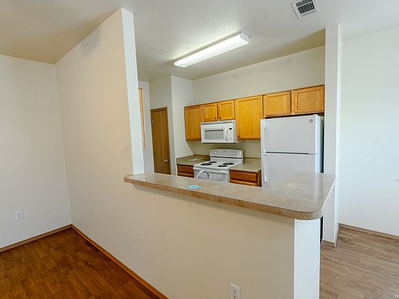 4th image of 1000 Diamond Dr (Unit 3201-3204)