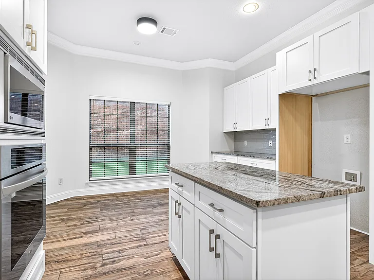 9861 Chamber Hall Dr — Photo 8