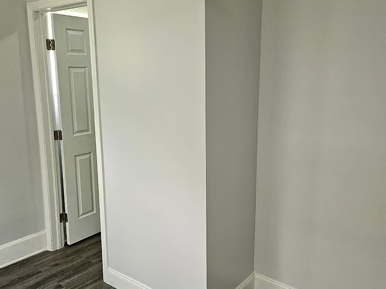 1696 Manchester Ave — Photo 24