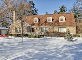 2808 E Broad St, Bexley, OH 43209