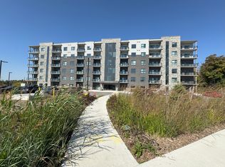 1000 N Lackner Pl #402, Kitchener, ON N2A 0L9