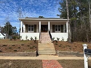 3rd image of 120 Bellegrass Blvd