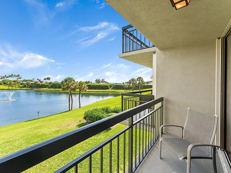601 S Seas Dr #203 — Photo 26