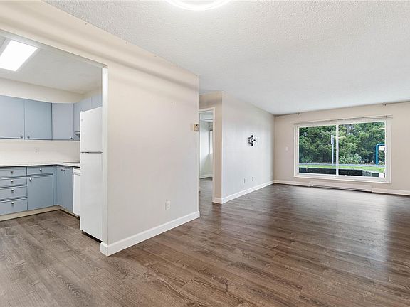 3rd image of 6711 Dover Rd #130