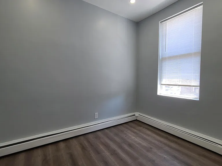 6117 Monitor Pl #2 — Photo 11