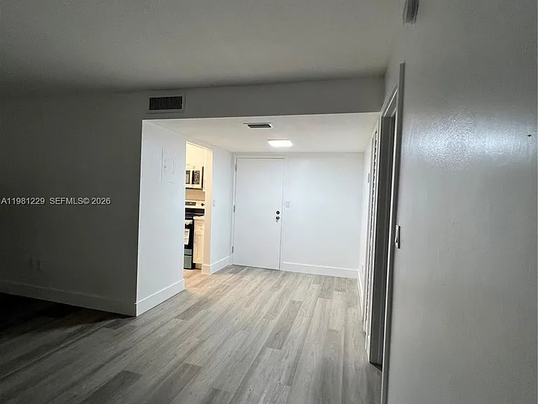 5050 NW 7th St #511 — Photo 12
