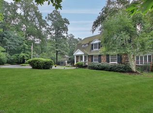 39 Rensselaer Rd, Essex Fells, NJ 07021