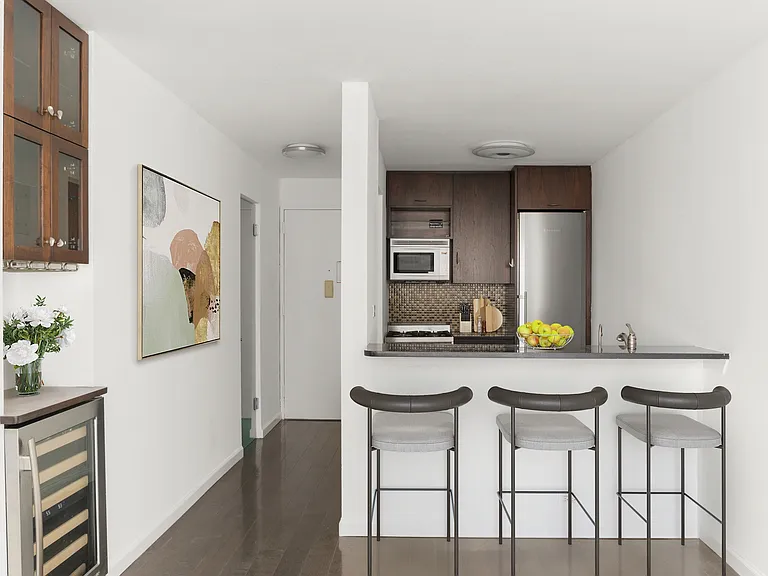445 5th Ave #21G — Photo 8