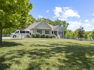 1647 Crowe Cir, Soddy Daisy, TN 37379