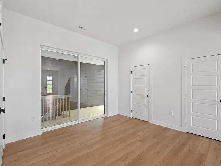 1109 SW 11th St — Photo 47
