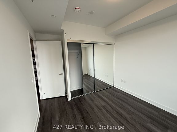 2nd image of 448 Burnhamthorpe Rd W #1612