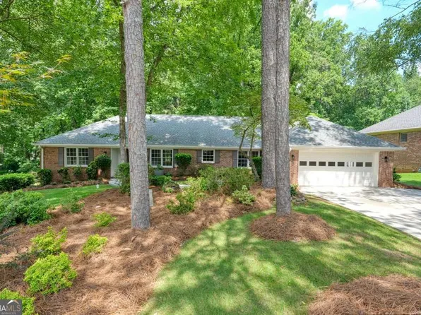 556 Lees Trce, Marietta, GA 30064
