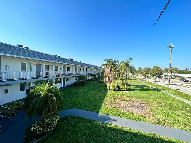 1200 S Broadway Lantana, FL 33462 — Photo 9
