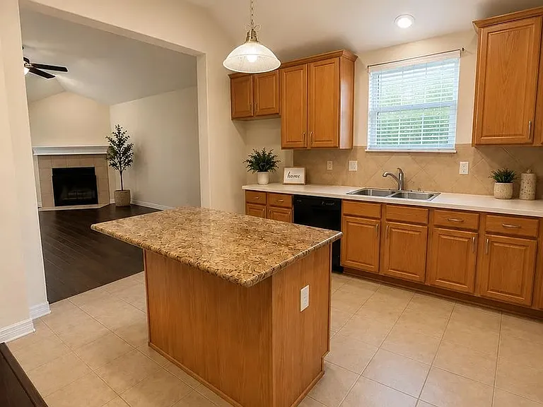 2103 Preakness Ln — Photo 7