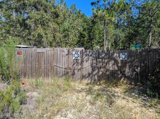 442 Akron St, Interlachen, FL 32148