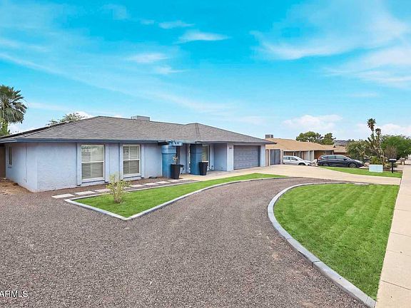 3rd image of 1037 E ACOMA Drive