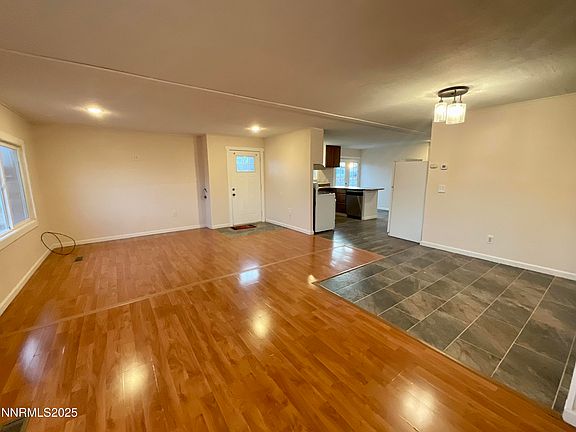 3rd image of 2735 Toiyabe St