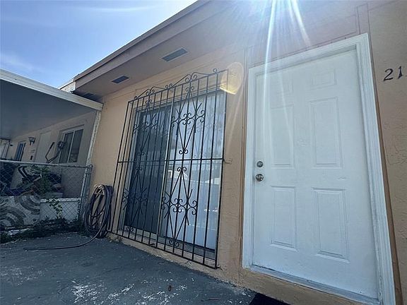 3rd image of 21324 NW 40th Circle Ct