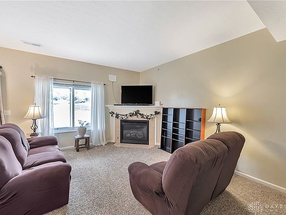 5th image of 2419 Buddleia Ct #9-F