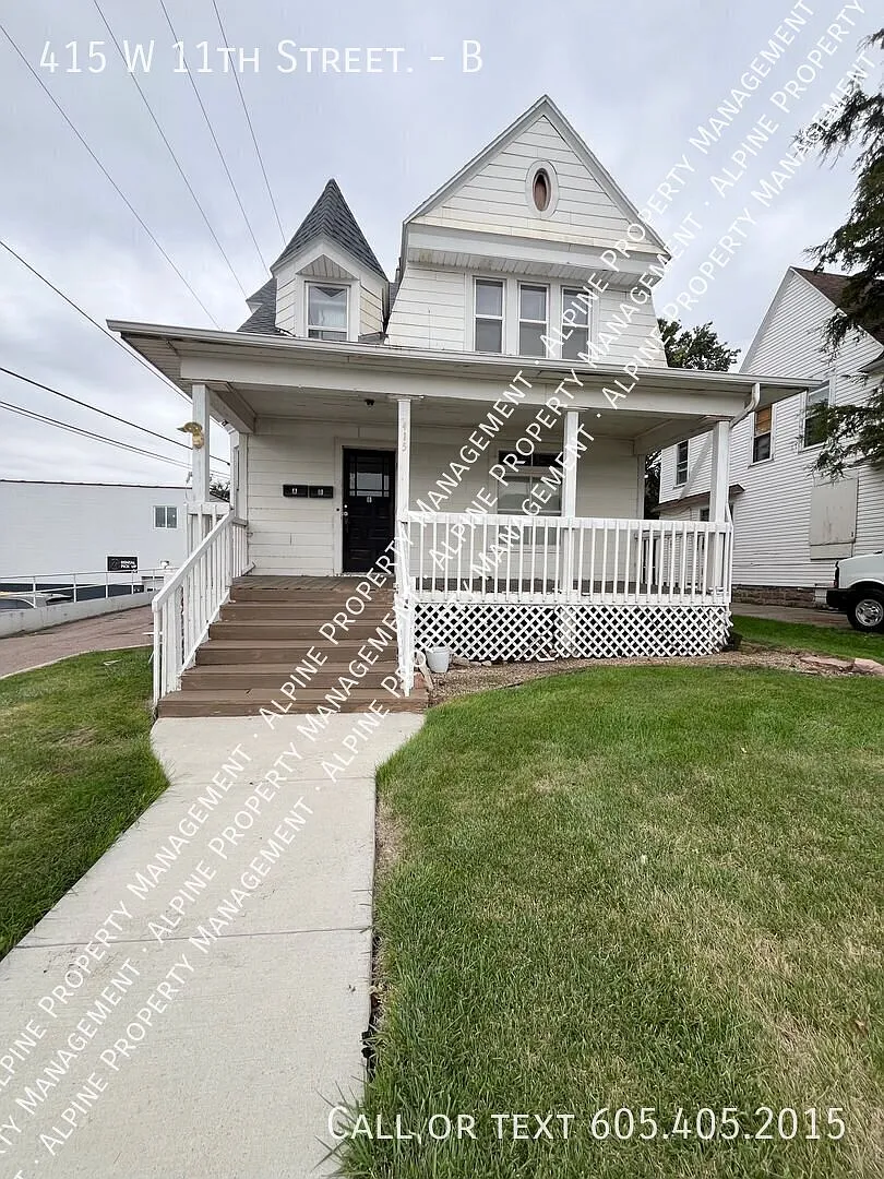 Affordable 3 Bed/1 Bath Apartment in Central Sioux Falls! — Photo 1