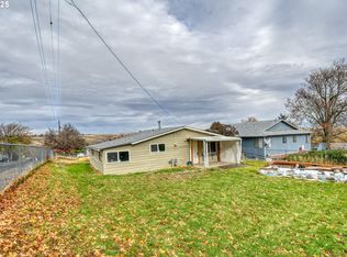 703 SE Isaac Ave, Pendleton, OR 97801