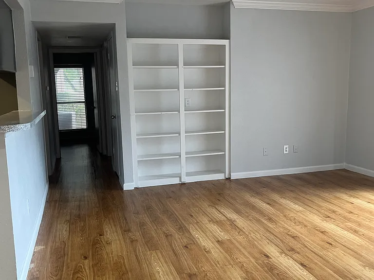 4747 Allendale Rd — Photo 40