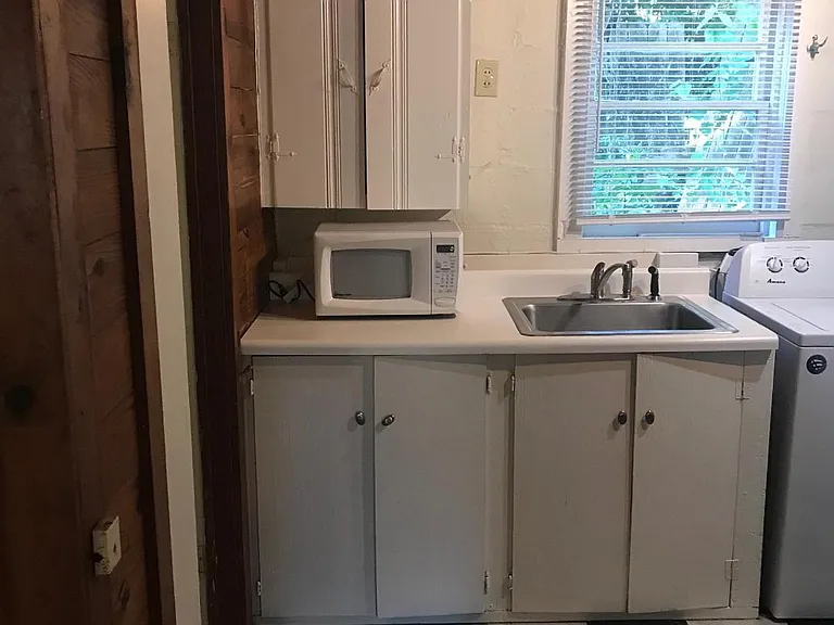 5227 Brentwood Ln — Photo 2
