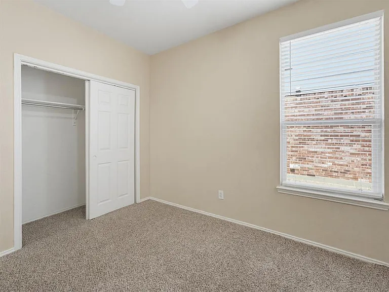 4105 Capstone Dr — Photo 14