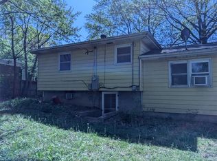 4013 Shrine Park Rd, Leavenworth, KS 66048