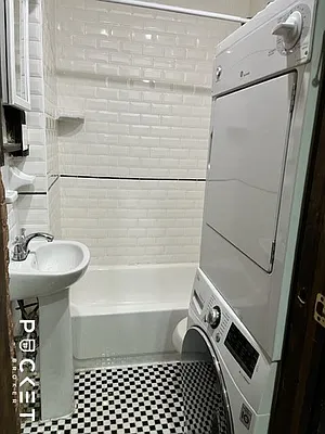 Rented by PocketBroker Inc | media 25