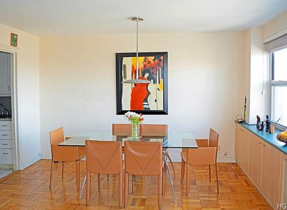 3rd image of 4525 Henry Hudson Pkwy APT 712