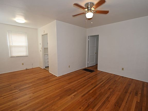 5th image of 4942-52 Santa Cruz Ave #4946