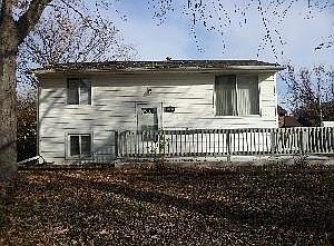 1st image of 33 N Walnut Ln