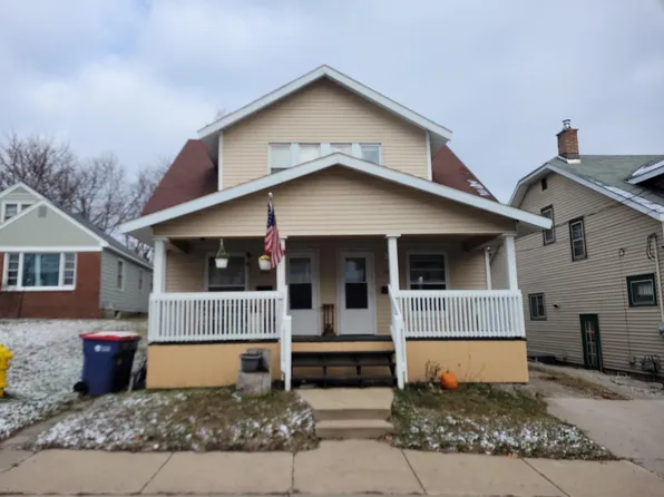 937 5th St NW, Grand Rapids, MI 49504