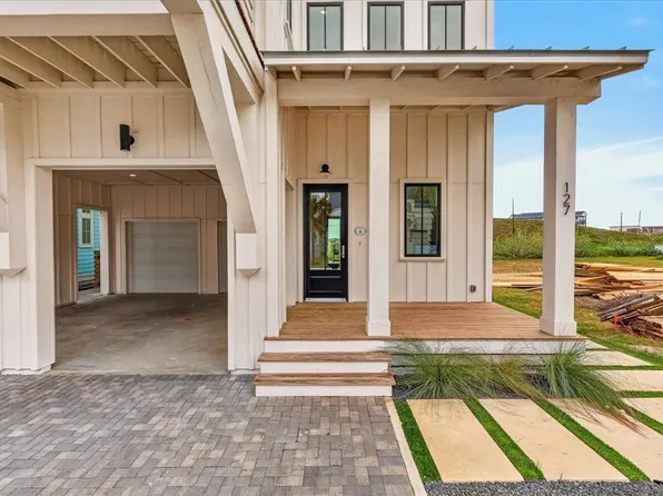 127 Triton Ln, Pt Aransas, TX 78373