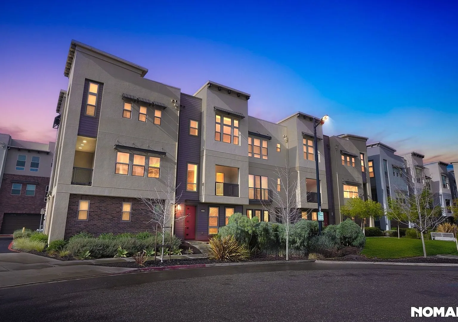 Spacious 3 Bed / 3.5 Bath 2035 sqft Townhome style Condo Near Great Mall 2-Car Garage Top-Rated S... — Photo 4