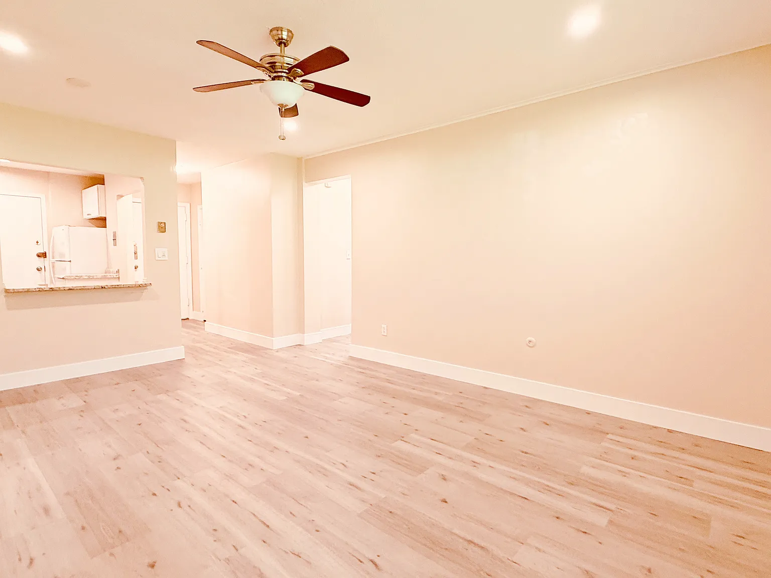 2 bed, 787 sqft, $2,800 — Photo 2